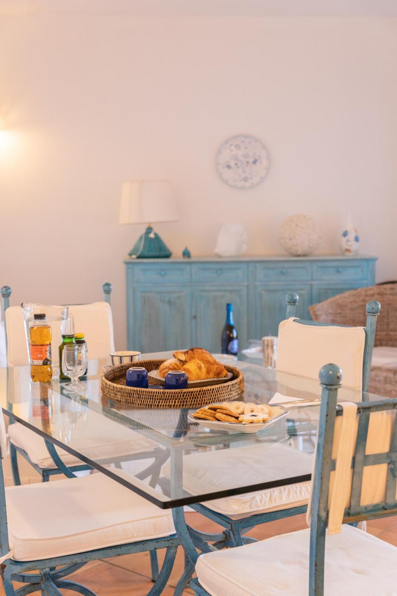 Residenza Del Barone Villa Zoe Chia - Vista Mare Ngoại thất bức ảnh